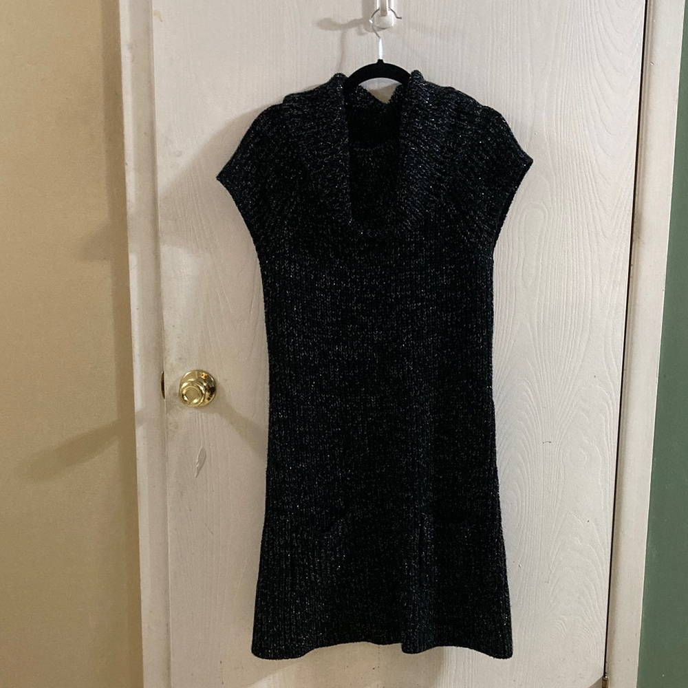 Carolyn Taylor Black and White Sparkle Knit Dress. X Large